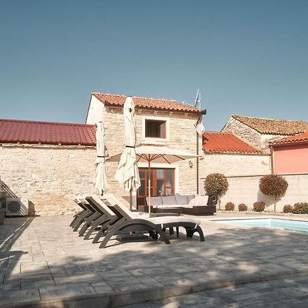 Haus Mila Villa Pavicini Exteriör bild