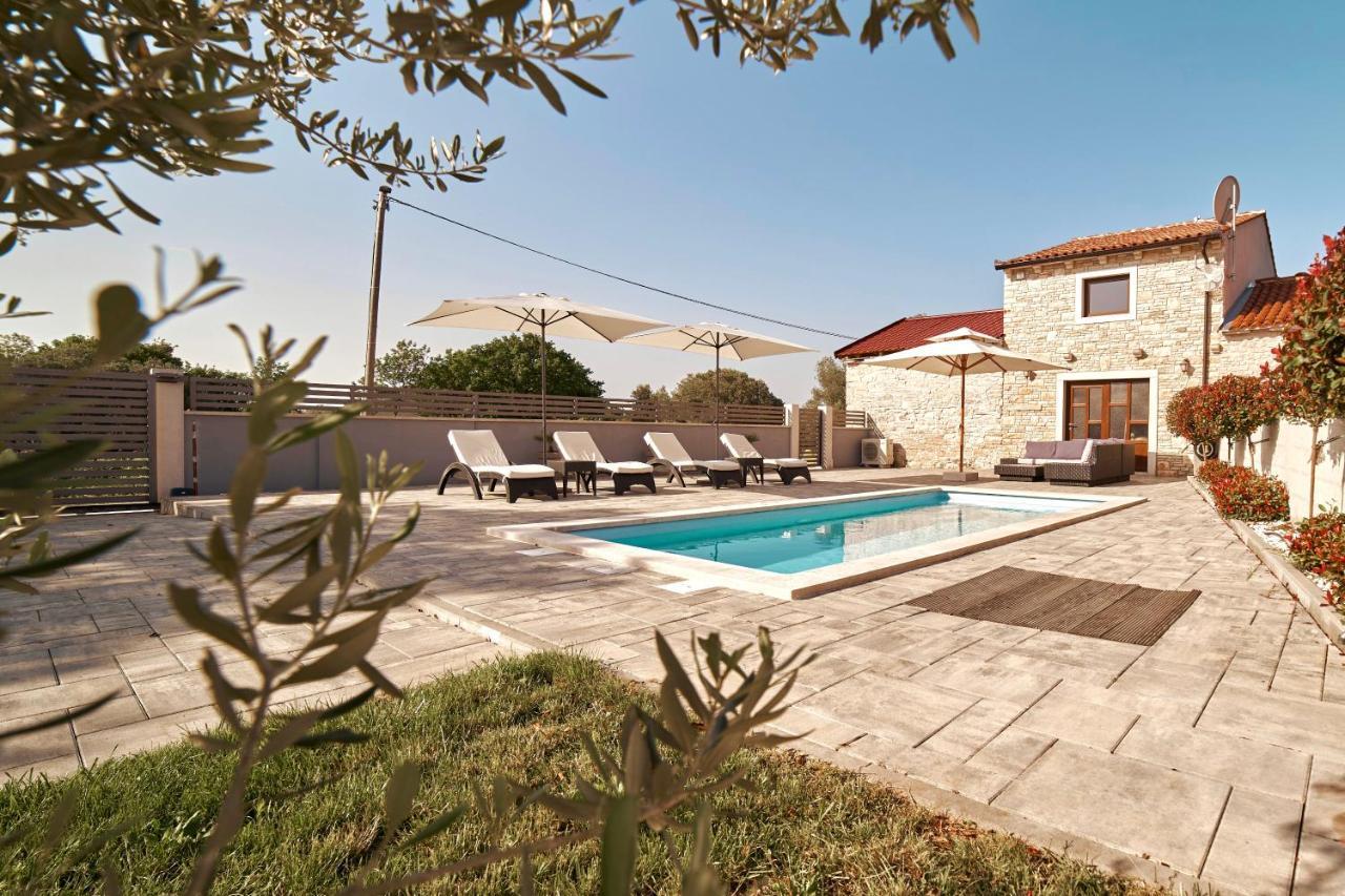 Haus Mila Villa Pavicini Exteriör bild