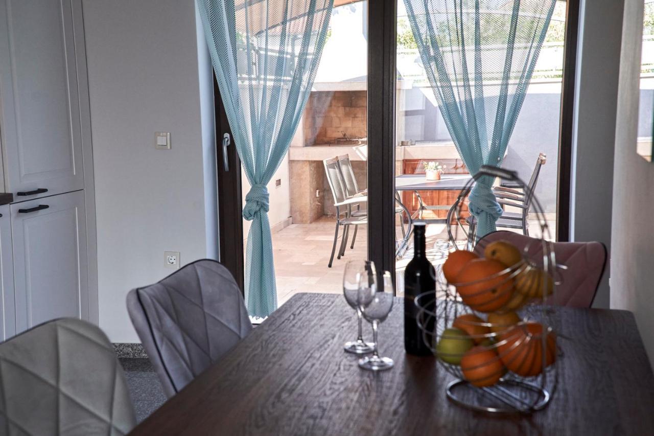 Haus Mila Villa Pavicini Exteriör bild